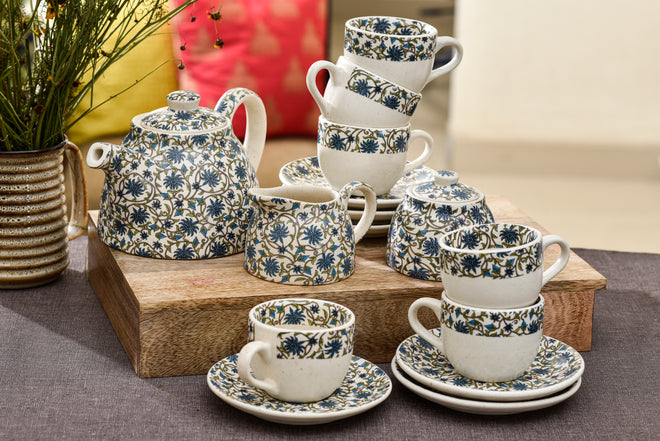 Multicolour handcrafted ceramic "The Royal Gardenia" Tea/Kettle Set